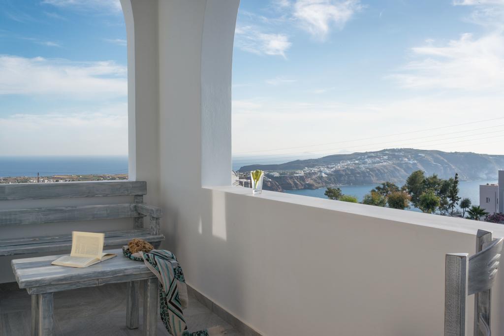 Aspronisi Luxury Villa With Caldera View Меґалохорі Номер фото