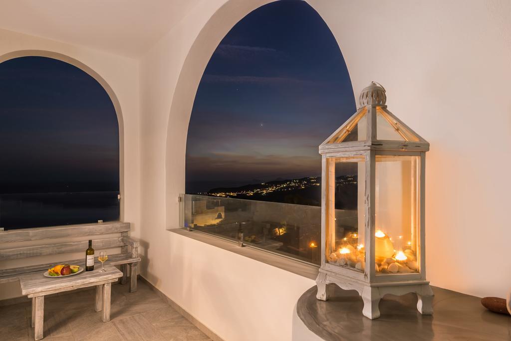 Aspronisi Luxury Villa With Caldera View Меґалохорі Екстер'єр фото